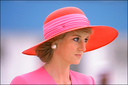 Princess Diana, Kuwait 1989. Photo © David Levenson